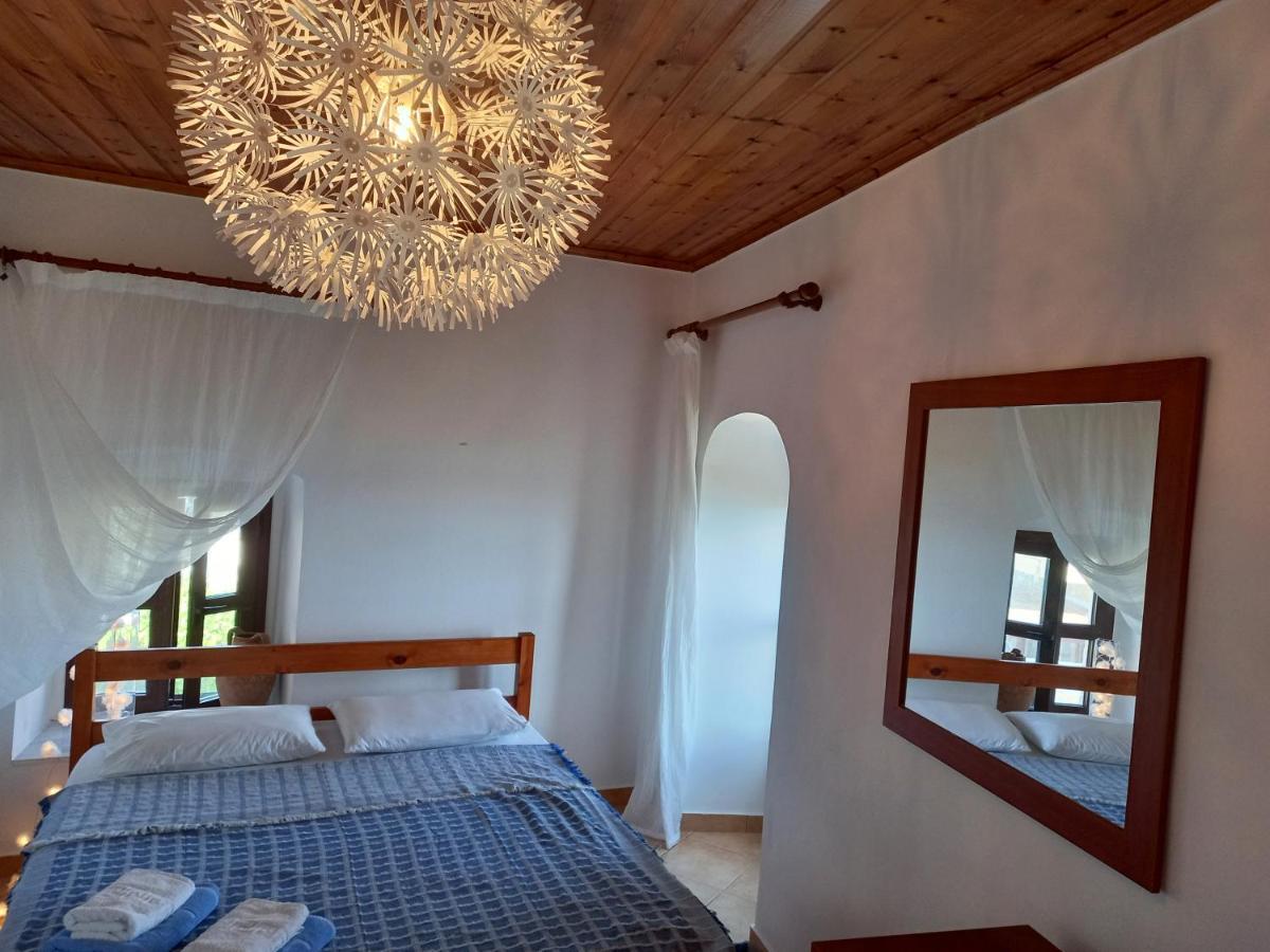 Amphora Guesthouse Himarë Exterior foto