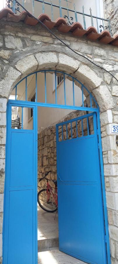 Amphora Guesthouse Himarë Exterior foto